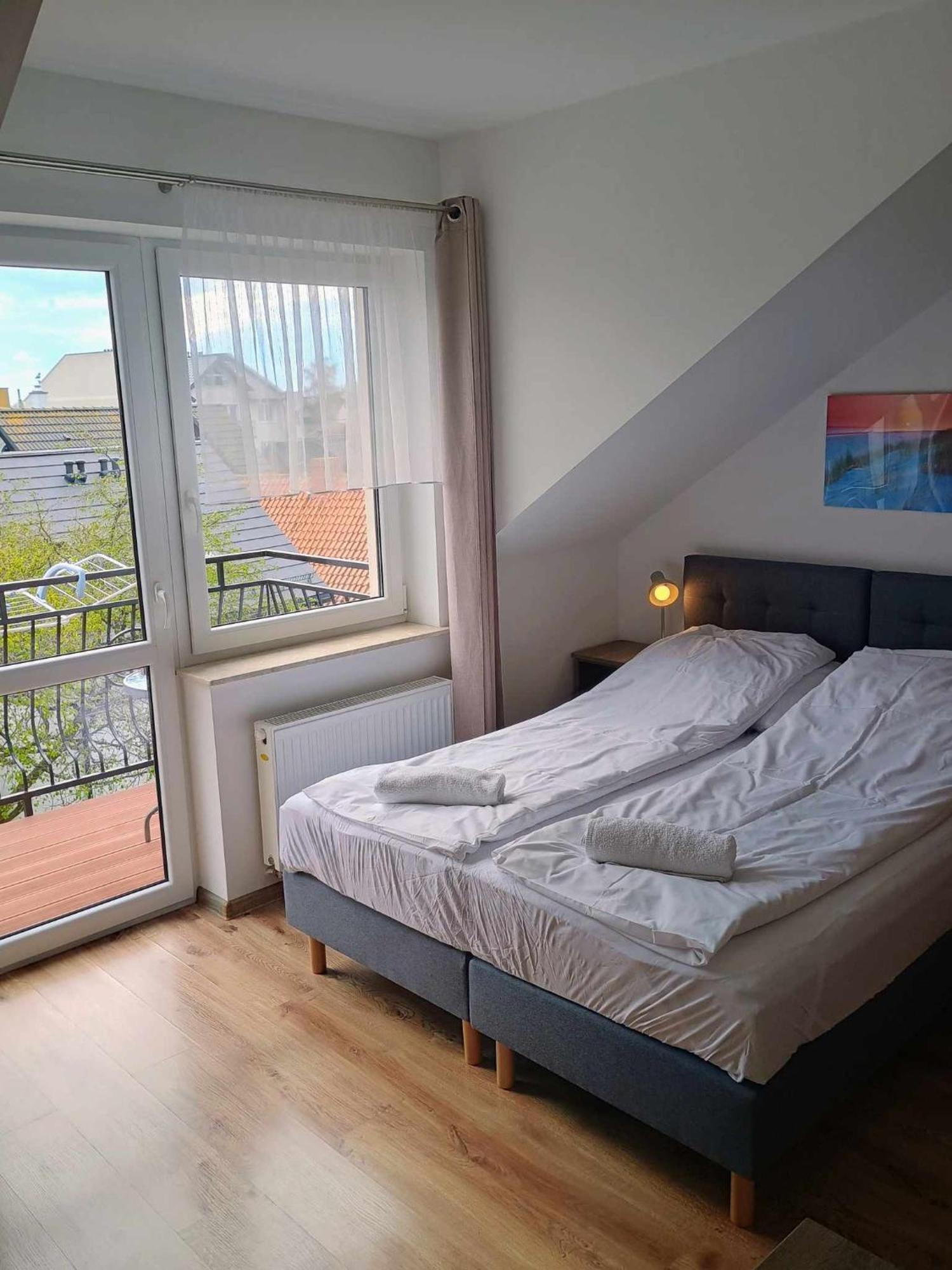 Pokoje Goscinne Kolc Jastarnia Exterior foto